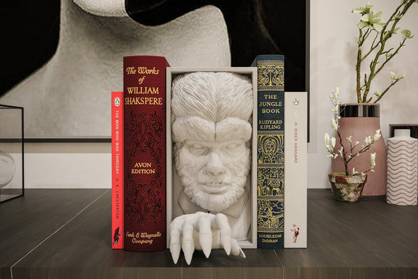 Wolf Man Inspired Book Nook & Wall Mount - Universal Horror 3D Printed Decor