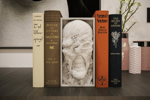 Nemesis Inspired Book Nook / Wall Mount - Resident Evil 3D Printed Unpainted