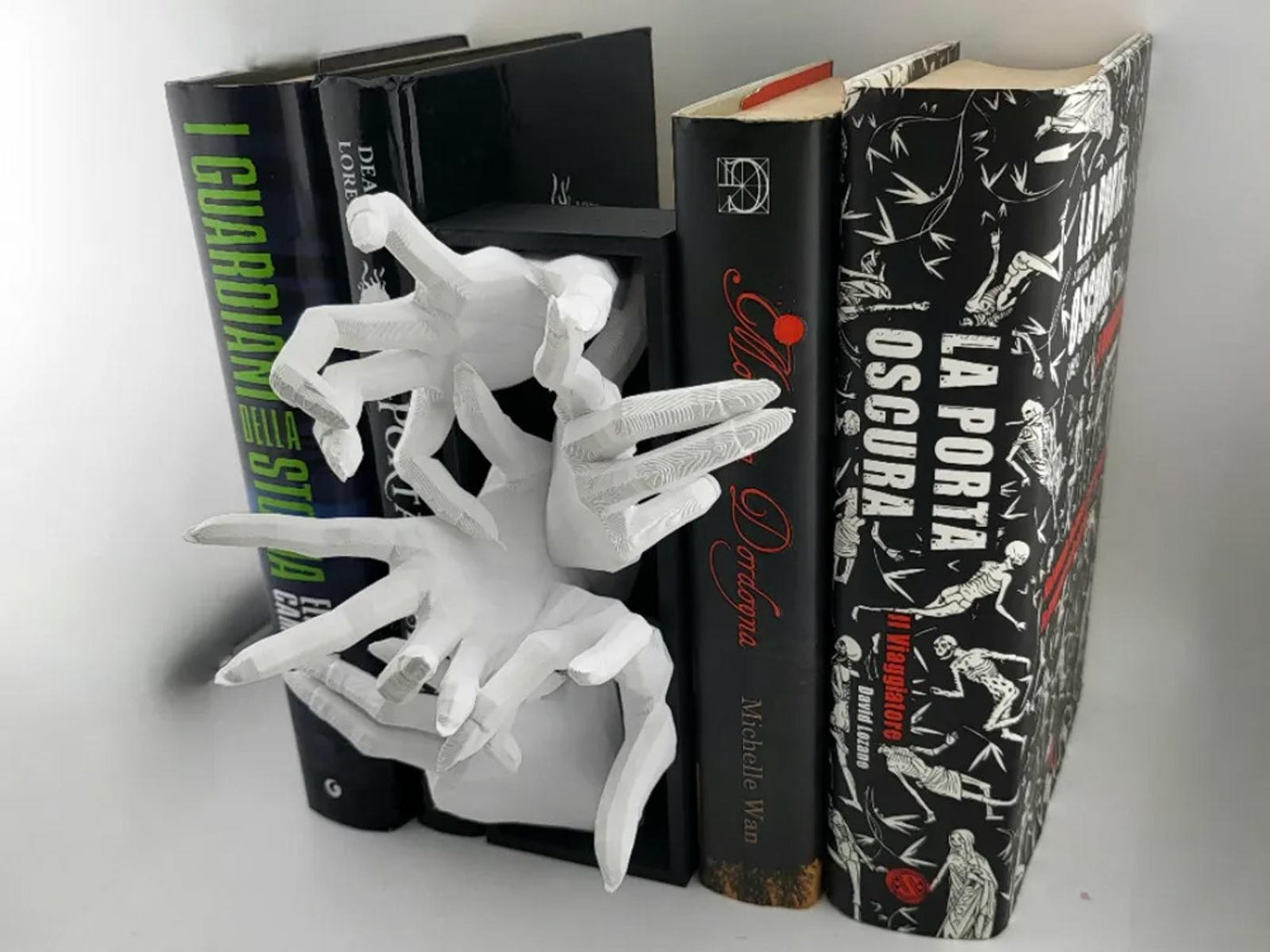 Grasping Hands Horror Book Nook - 3D Printed Bookshelf Insert Unpainted