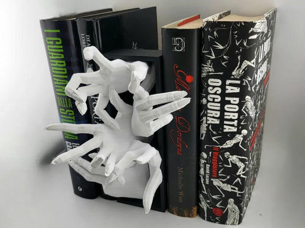 Grasping Hands Horror Book Nook - 3D Printed Bookshelf Insert Unpainted
